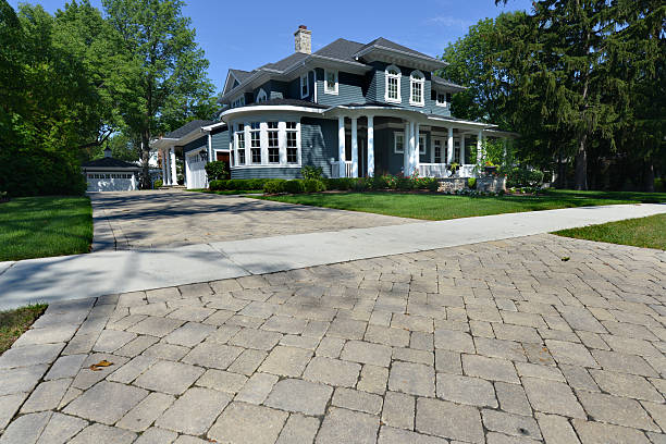 Best Driveway Pavers Installation  in Long Beach, WA